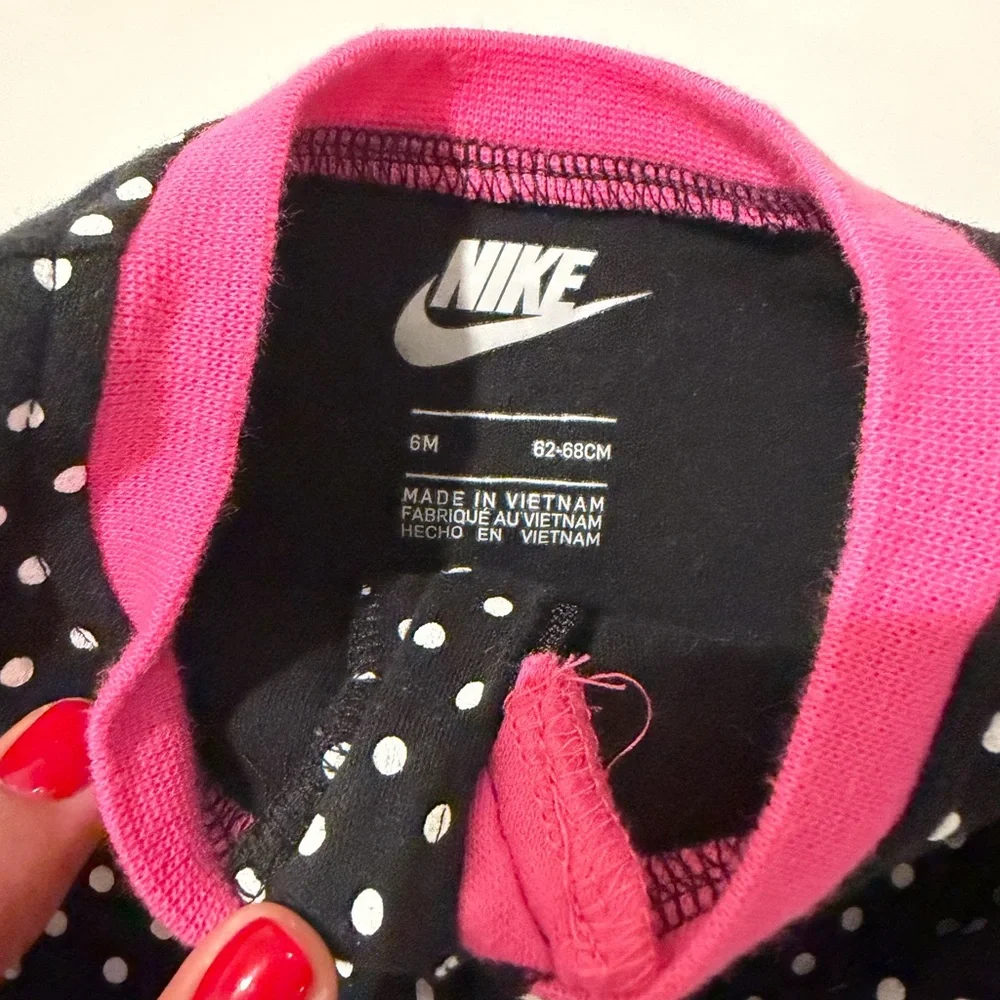Nike Polka Dot Black and Pink 6M Pajama’s